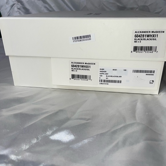 Alexander McQueen Mens Over Sized Runner - Picture 5 of 6